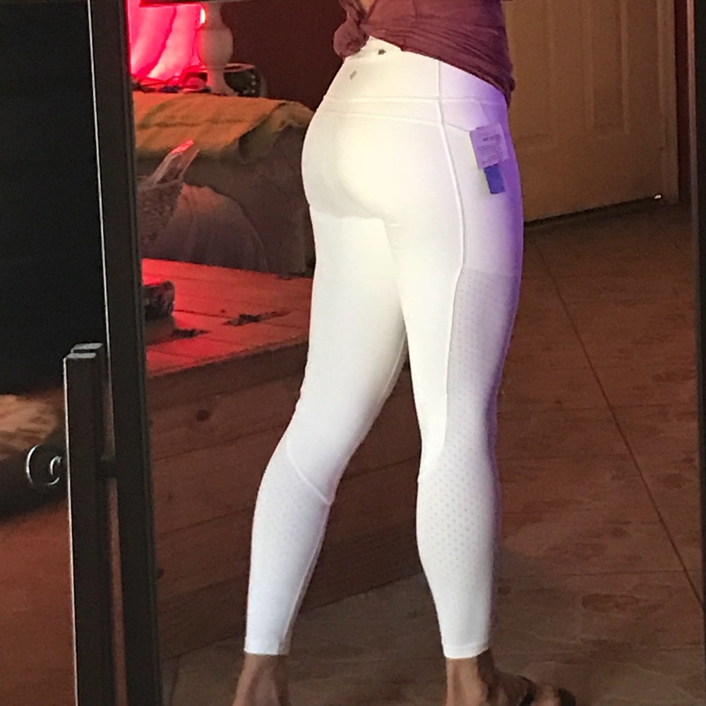 Lululemon Mind Over Miles White sz 2 NWT